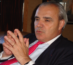 Jean-Louis Chaussade es el director general de Suez Environnement