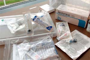 Vista del llamado "kit de eutanasia" que se vende en algunas farmacias de Blgica.