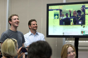 Mark Zuckerberg, fundador y consejero delegado de Facebook, presenta la nueva funcin de videollamada de la red social | Foto: AFP
