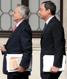 Jean Claude Trichet (izq.) es el actual presidente del BCE, que a finales de octubre deja su cargo, despus de ocho aos. Mario Draghi (der.) es su sucesor..