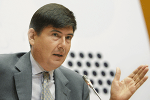 El exministro Manuel Pimentel se incorpora como 'of counsel' a Baker & McKenzie.