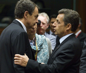 Zapatero y Sarkozy, anoche.