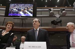 El presidente del BCE, Mario Draghi, antes de dar su discurso ante la comisin de Asuntos Econmicos de la Eurocmara. Foto: Bloomberg