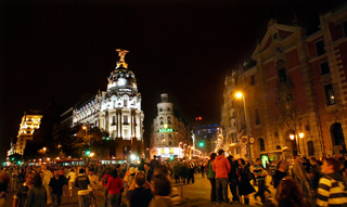 Imagen de la Gran Va de Madrid en la segunda edicin de La Noche en Blanco celebrada en 2007