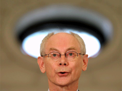 Van Rompuy, ayer en Bucarest (Rumana). Robert Ghement. Expansin