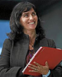 LUISA ALEMANY Directora del Instituto de Iniciativa Emprendedora de Esade