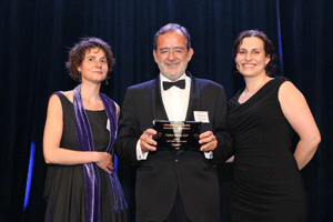 Clifford Chance recibi en 2012 el premio Chambers a la mejor firma en Espaa.
