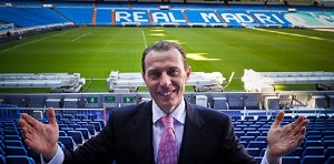 Emilio Butragueo es el director general de la Escuela de Estudios universitarios Real Madrid-Universidad Europea.