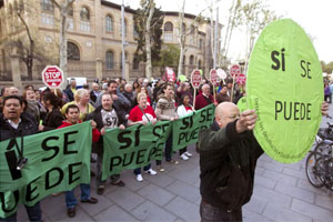 Ms de 150 personas durante la manifestacin que se celebr hace unos das frente a la sede del PP en Zaragoza.