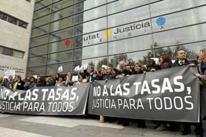 Los abogados europeos piden la derogacin de las tasas judiciales