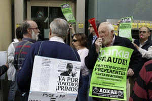 Una manifestacin de protesta contra Bankia