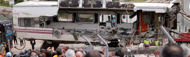 El maquinista del tren descarrilado en Santiago, bajo custodia policial