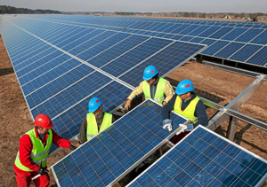 La Comisin Europea defiende el acuerdo con China sobre paneles solares ante el rechazo del sector