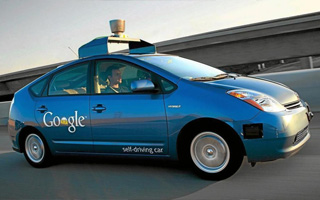 Google quiere lanzar su propio coche con conduccin automtica