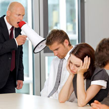 Cinco actitudes que puedes reprocharle a tu jefe