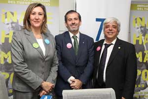 Sonia Gumpert, Francisco Javier Lara y Oriol Rusca, decanos de los colegios de abogados de Madrid, Mlaga y Barcelona, respectivamente.