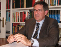 Iigo G. Inchaurraga, doctor en Economa y Derecho