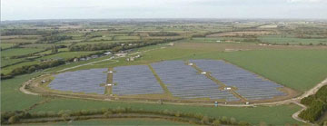 Parque solar con placas de Heliene en Malmesbury (Reino Unido), con cinco megavatios de potencia.