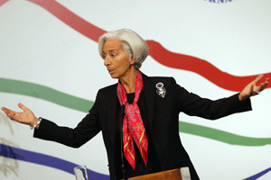 Lagarde cree que la bajada del paro en Espaa es resultado de "enormes sacrificios"