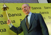 Rato toca la campana en la OPV de Bankia