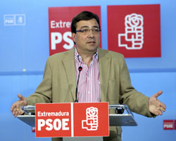 Vara aclara que el PSOE eligi a un lder, "no a un administrador de fincas"