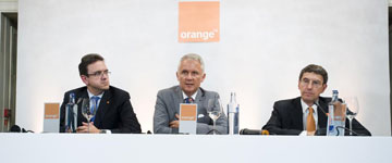 Orange-Jazztel copa la mitad de las altas en banda ancha